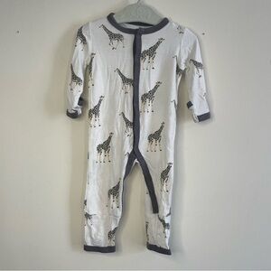 SOLD Baby Giraffe Romper Size 0-3 Months Snap Closure Bamboo Safari Zoo